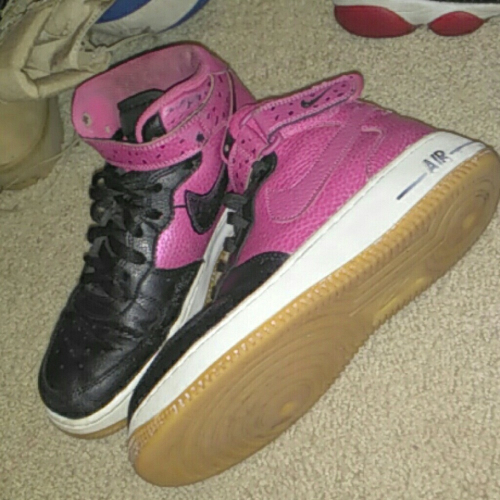 Nikes air fource 1